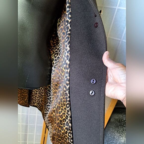 St John Coat  - Picture 14 of 17